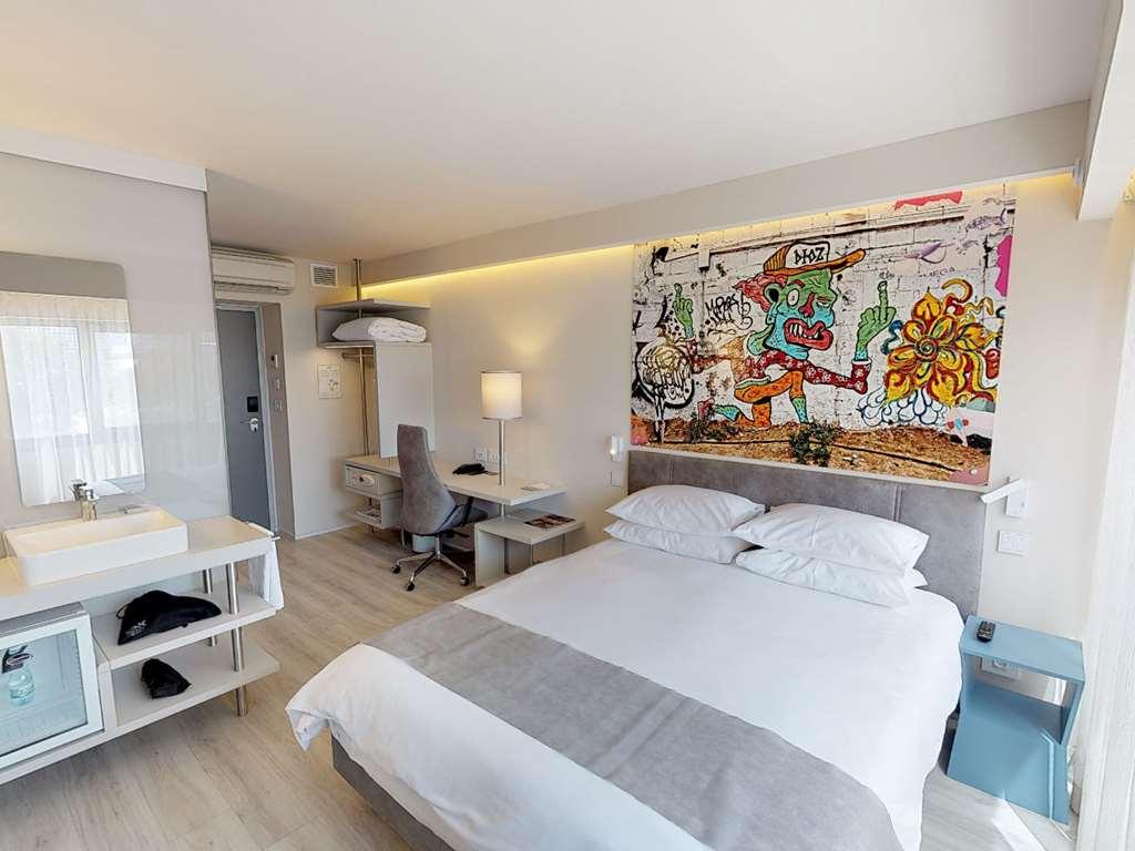 Link Hotel & Hub By Dan Hotels Tel Aviv Quarto foto